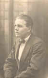 mid photo 5.jpg (32352 bytes)